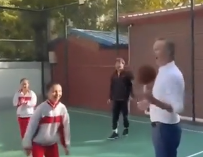 Gavin Newsom Basketball Battle